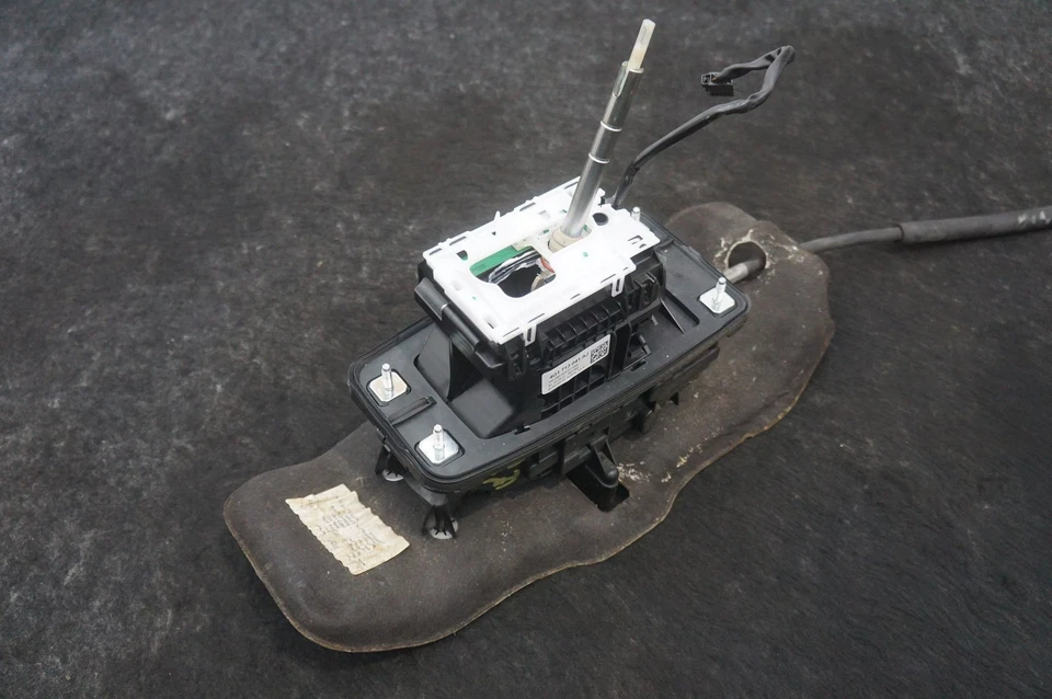 Automatic Transmission Gear Shifter Selector Lever 4G1713041AJ Audi Rs7 2014-18 - Image 2 of 4