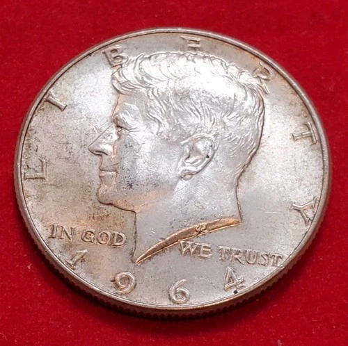 ☆90% Silver 1964 JFK Kennedy Half Dollar Brilliant Uncirculated #4☆
