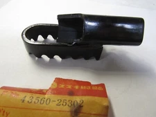NOS NEW OEM ORIGINAL SUZUKI TS75 TS400 TS250 TS185 LEFT FOOTREST 43560-25302