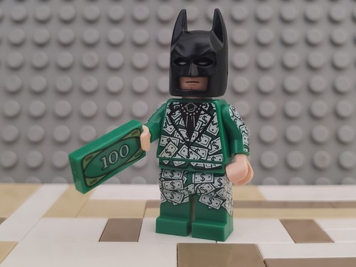 LEGO Dollar Bill Tuxedo Batman Minifigure - DC 2017 Bricktober 5004939 ***NEW***