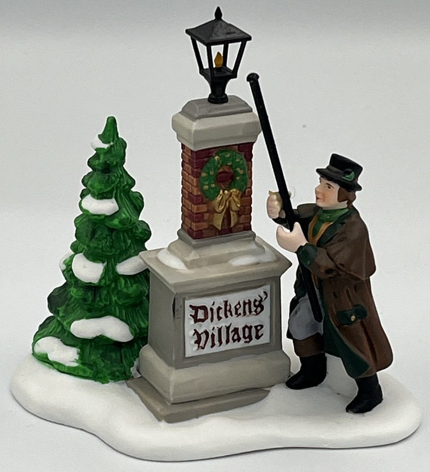 Dept 56 Heritage Dickens’ 1995 Ye Olde Lamplighter Dickens’ Village