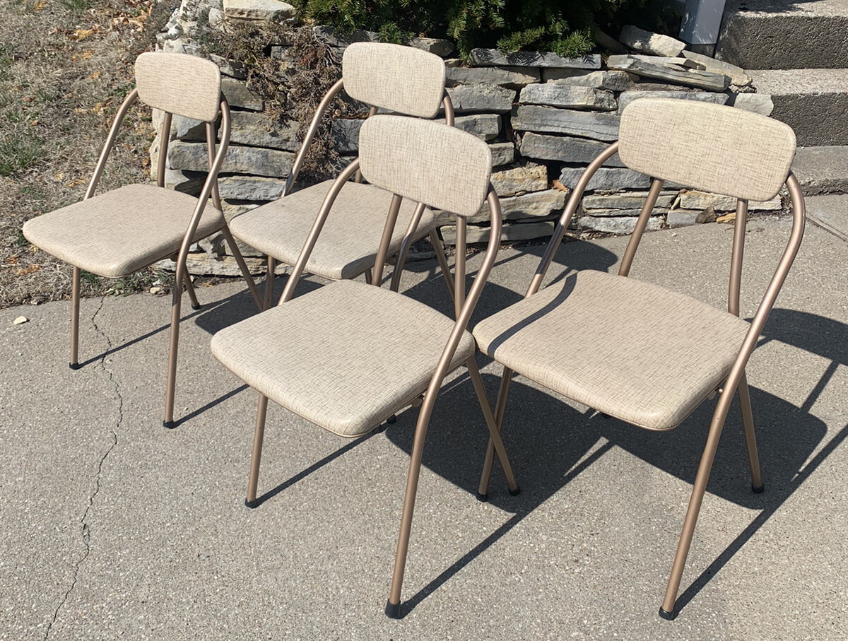 TAN VINTAGE MID CENTURY MODERN ATOMIC COSCO METAL FOLDING CHAIRS