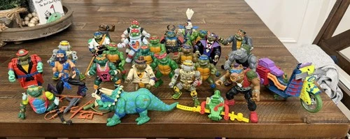 Vintage 80s 90s Teenage Mutant Ninja Turtles Action Figure & Accessories Lot
