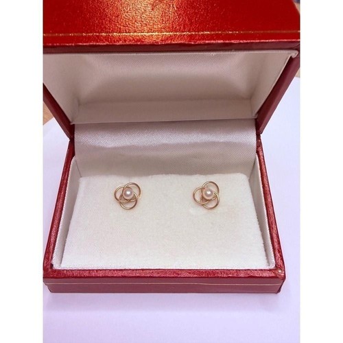 14kt gold pearl earrings