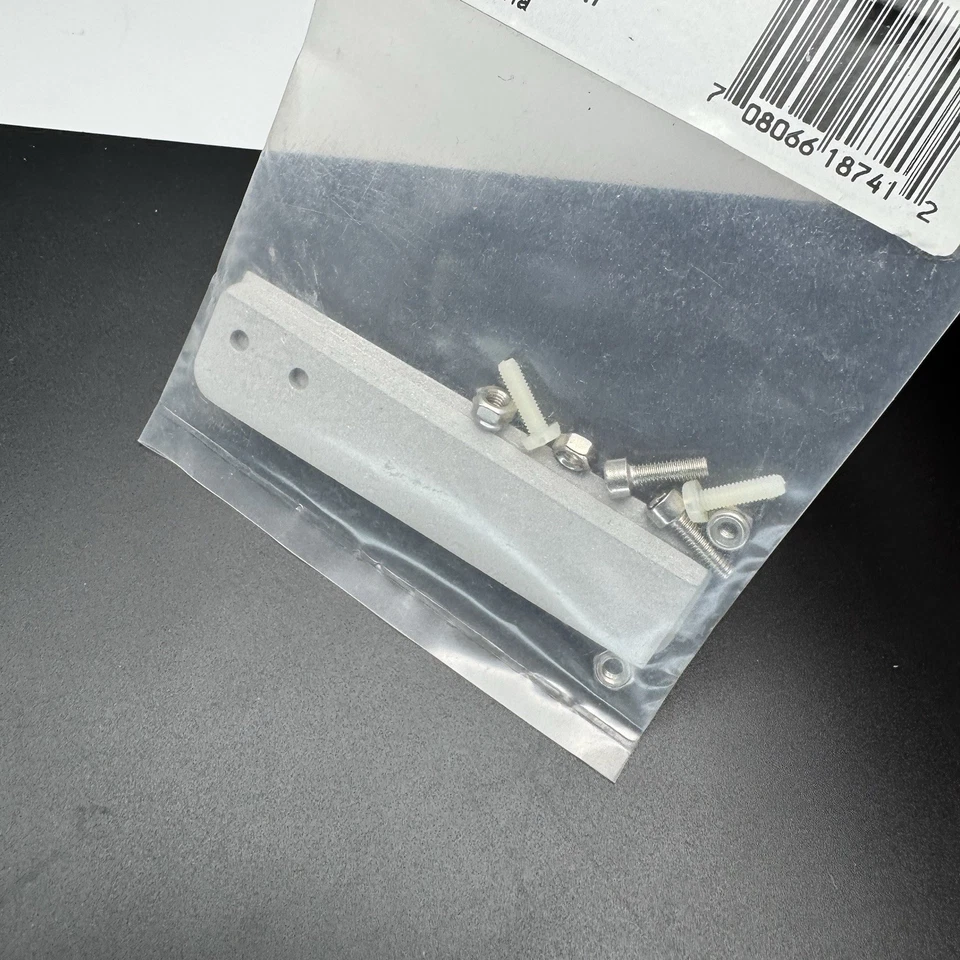 RC Boat AquaCraft Models Rio EP Rudder w/ Rudder Bolts AQUB8741 Brand New Sealed - Image 2 of 4