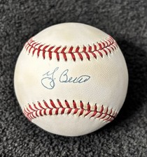 Yogi Berra Cards, Rookie Cards and Memorabilia Guide 33