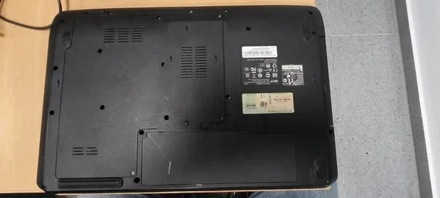 Portátil Acer Aspire 7736Z - Imagen 3 de 4