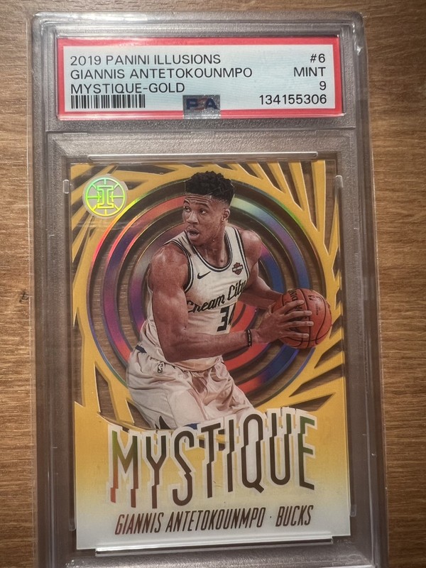 2019 Panini Illusions Giannis Antetokounmpo #6 Mystique-Gold PSA 9 07/10