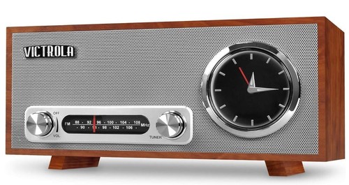 Victrola Bluetooth Analog Clock Stereo with FM Radio and USB Charging, Mahogany - 第 1/6 張圖片