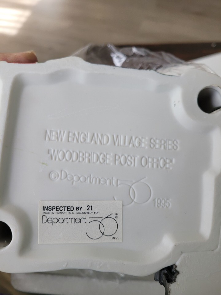 Department 56 Woodbridge Post Office New England Village 56572 New