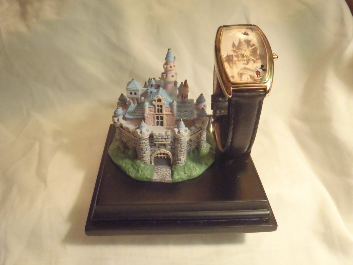 Disney 75th Everlasting Time Watch Collectors Club VII  display picture 1