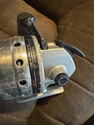 Daiwa 210 RL Japan Spincast Fishing Reel - Used | eBay