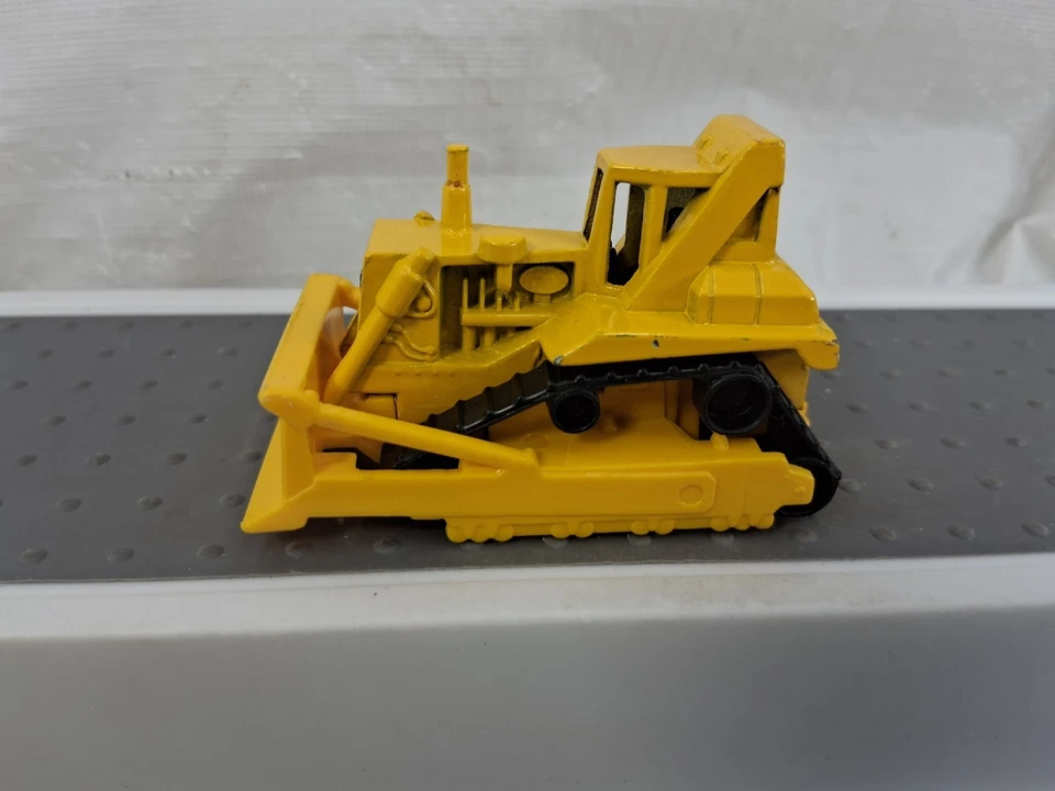 Hot Wheels Caterpillar Bulldozer Yellow Die Cast - Image 2 of 4