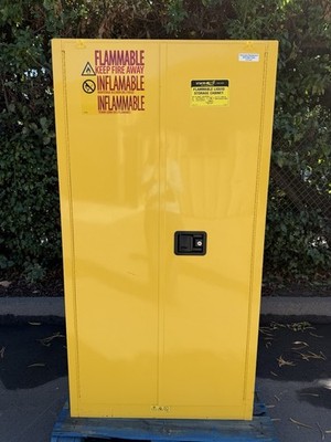 Flammable Storage Cabinet 60 gal VWR 89522-628 (34 x 34 x 65'')