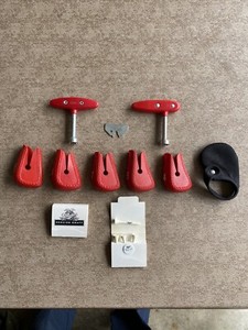 Vintage Lot of Golf Accessories