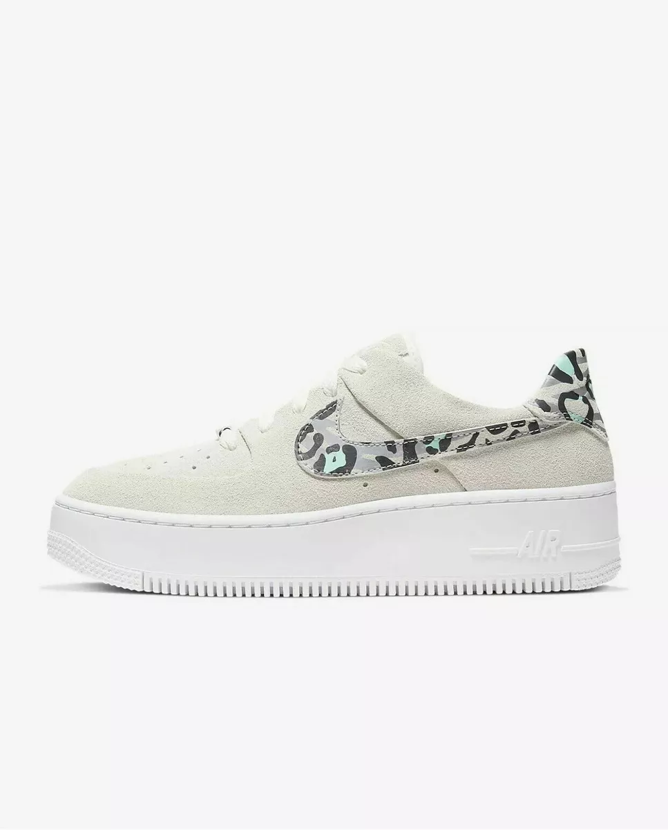 Nike sage low best sale leopard