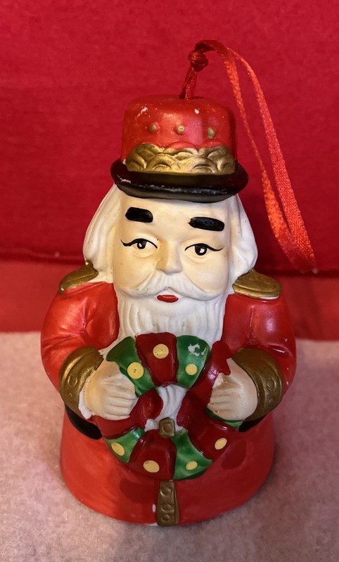 VTG. River Grove Pottery Works Porcelain Bell Santa Holding A Wreath Christmas