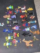 Small Lot Of Random Figurines