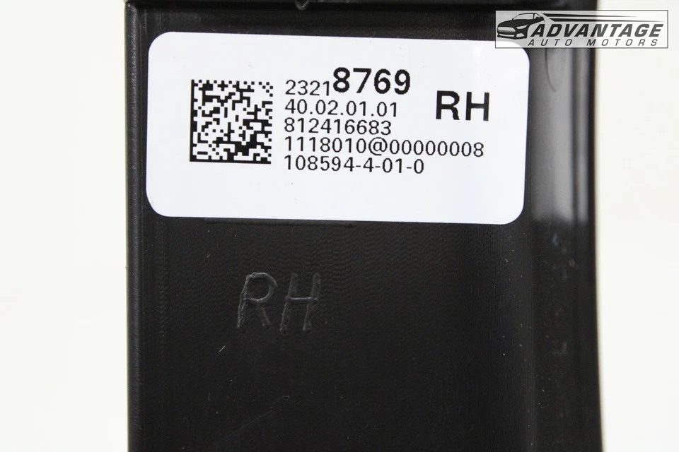 2015-2020 GMC YUKON FRONT RIGHT PASSENGER SEAT TRACK OUTER COVER TRIM PANEL OEM - Image 4 of 4