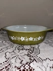 Vintage Pyrex 1.5 Q Green Crazy Daisy Casserole Dish
