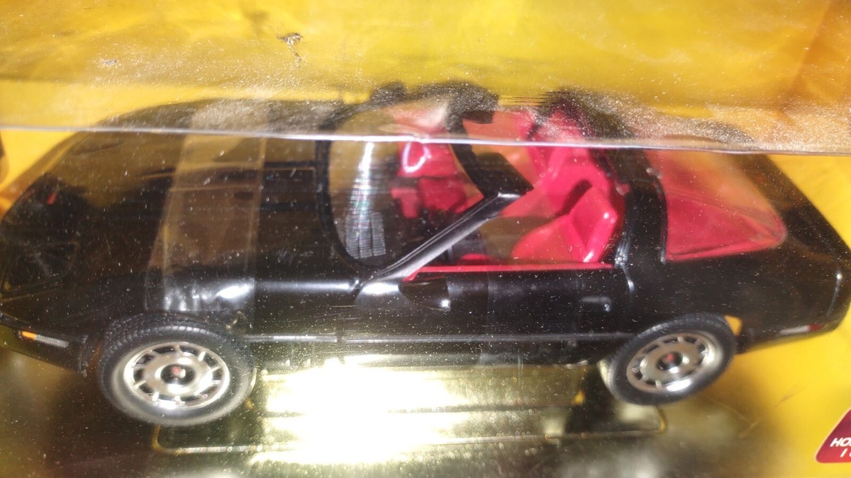 ミニカー AMERICAN MUSCLE 1968 CORVETTE COUPE 1/18 1968