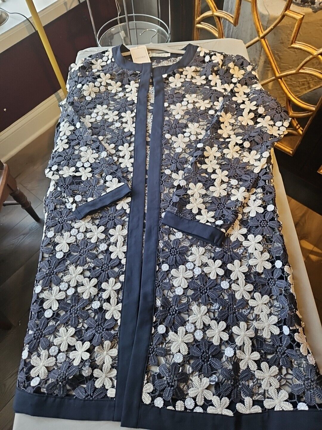 Picture 2 of 14