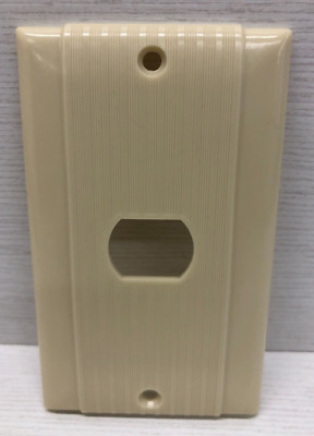 Vintage Art Deco Ribbed Cover Plate Ivory - 1 Despard Horizontal Switch/Outlet