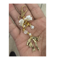 Gold Bow Pearl Heart Key Chain Elegant Women's Accessory Metal Plastic