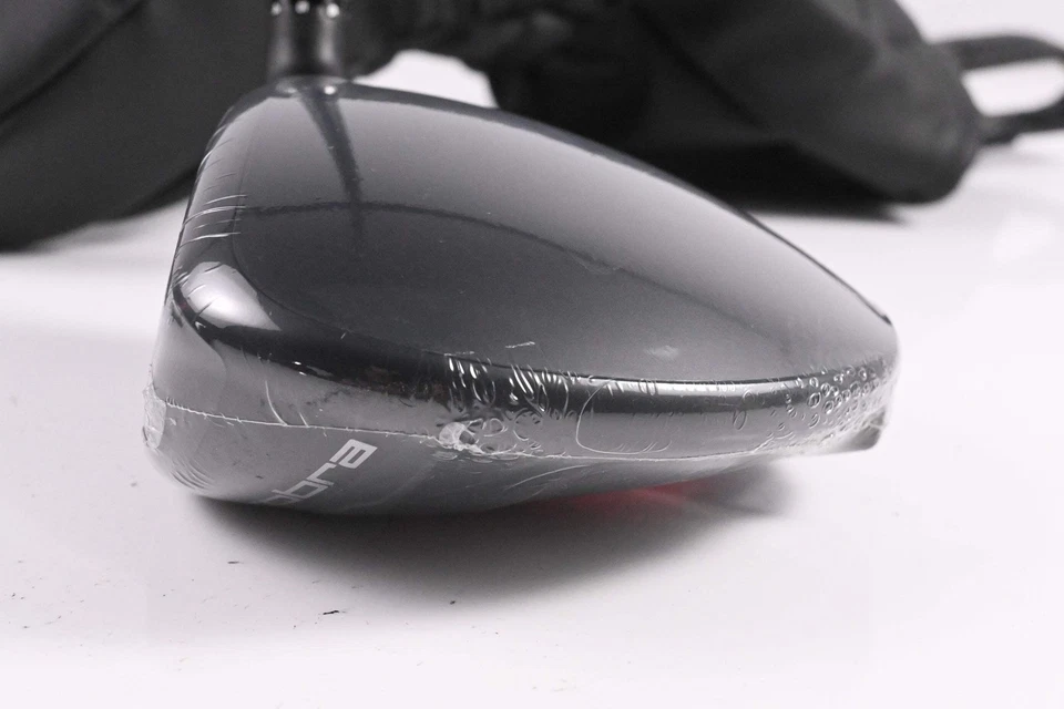 Left Hand Cobra DS-Adapt MAX-D Driver / 10.5 Degree / Senior Flex Vanquish 4 - Image 3 of 4