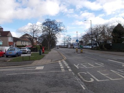 Photo 6x4 Knaresborough Road - viewed from Rydal Road Harrogate  c2017