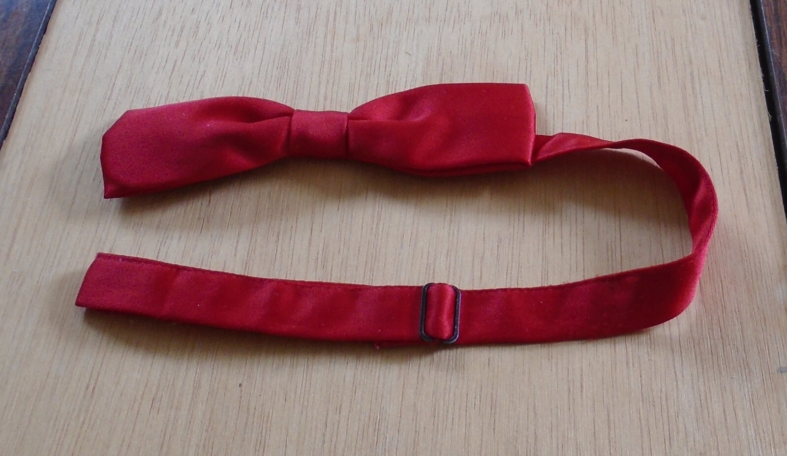 Cravateur BOW TIE Red Satin tied Bow Tie Adjustable Neck 18.5