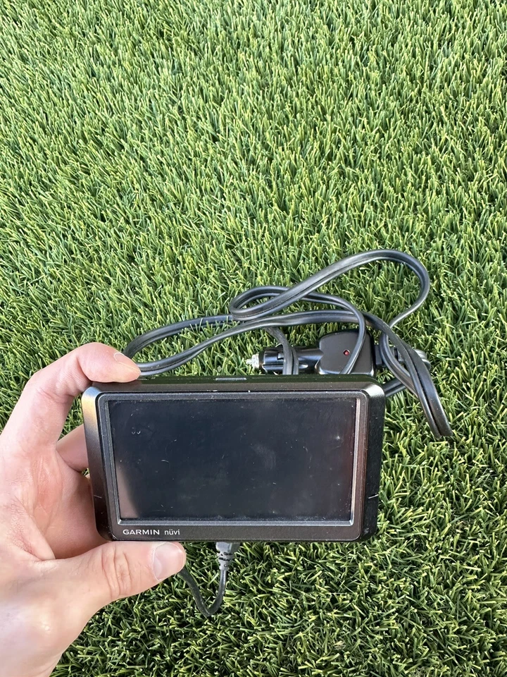 Garmin Nuvi 700 Model 10R-023994 GPS Navigation System Bundle - Image 3 of 3