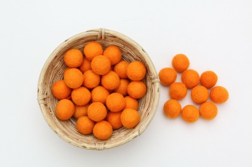 10 Filzkugeln 1 cm / 2,5 cm rot & orange Kugeln aus Filz Girlanden Mobiles Deko - Bild 2 von 27