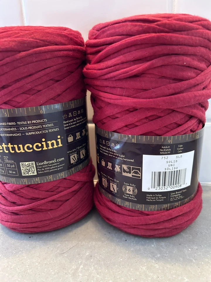 NEW 55 Yards Bulky Cotton T-Shirt Yarn DIY Fettuccini #752 Knit Crochet 11 Oz - Image 3 of 4