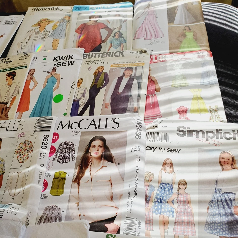 25 Pcs Vtg Sewing Patterns 70's 00's Simplicity McCall's Craft Junk Journal Lot - Image 3 of 4