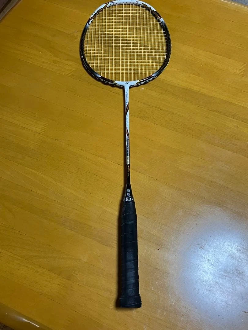 YONEX VOLTRIC 80 バドミントンラケット 日本製 VT80 美品】YONEX VOLTRIC 80 バドミントンラケット 日本製 VT80 Yonex