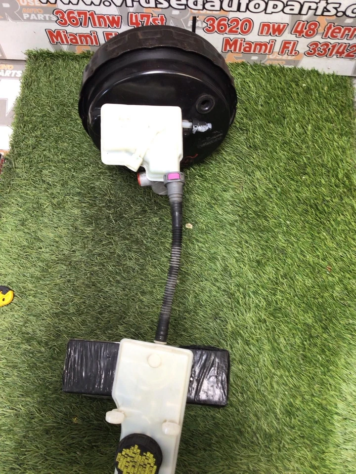 ✅ 2018 FORD TRANSIT CONNECT Brake Booster Master Cylinder Reservoir OEM - Image 2 of 4