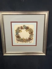 VINTAGE FRAMED DRIED FLOWER FLORAL WREATH 8.25 X 8.25