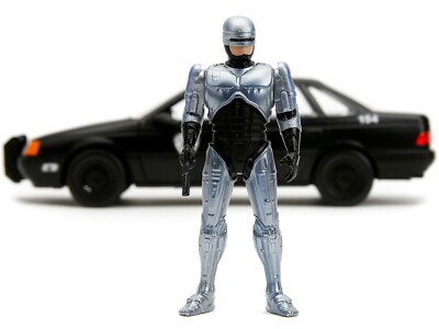 FORD TAURUS OCP DETROIT POLICE & ROBOCOP FIGURE 1/24 DIECAST MODEL