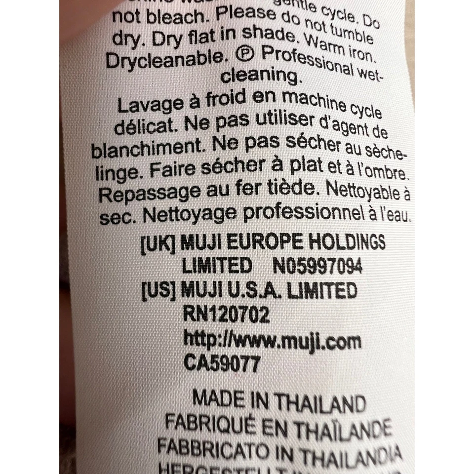 MUJI womens Wool Silk Blend Crew Neck Long Sleeve Sweater Beige Size M - Image 4 of 4