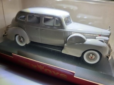 1/43 REXTOYS Packard Super 8 Berline 61 1940 grey (814)