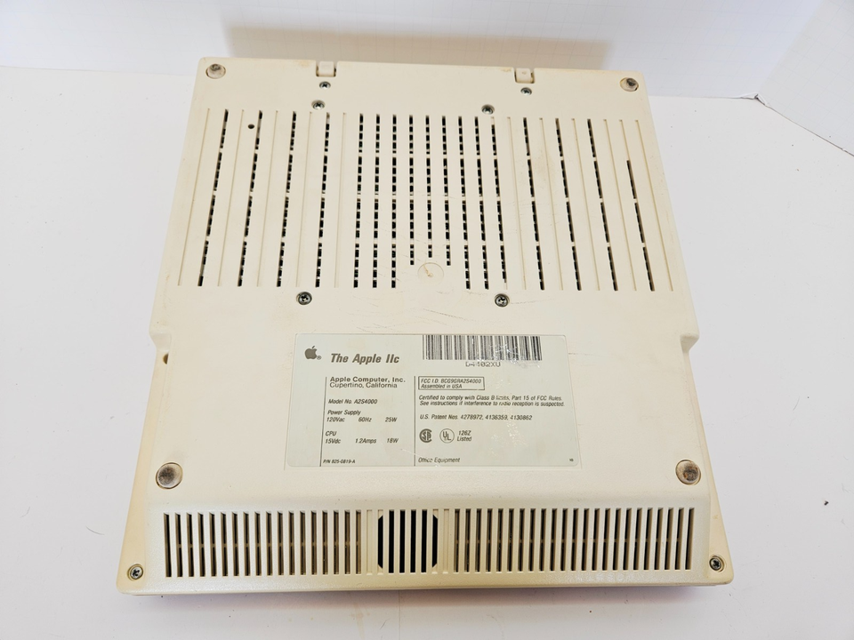 Vintage Apple IIc A2S4000 Computer + Mouse + Power Adapter & Multiple ...