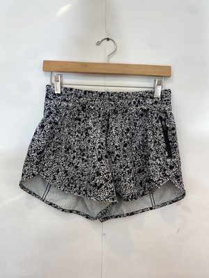 #ad Lululemon Tracker Short V 4quot; Inseam Sporadic Black Rhino Gray Women#x27;s Size 6 $26.50