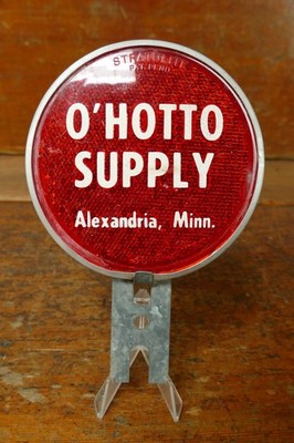 Vintage O Hotto Supply Alexandria, Minnesota Reflective License Plate Topper