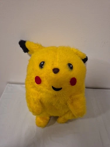 Vintage Pikachu Plush 13” Pokemon Hasbro Nintendo Stuffed Toy VTG RARE