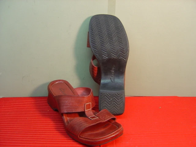 Sandali donna CLARKS in pelle rosso scuro taglia 6 5M