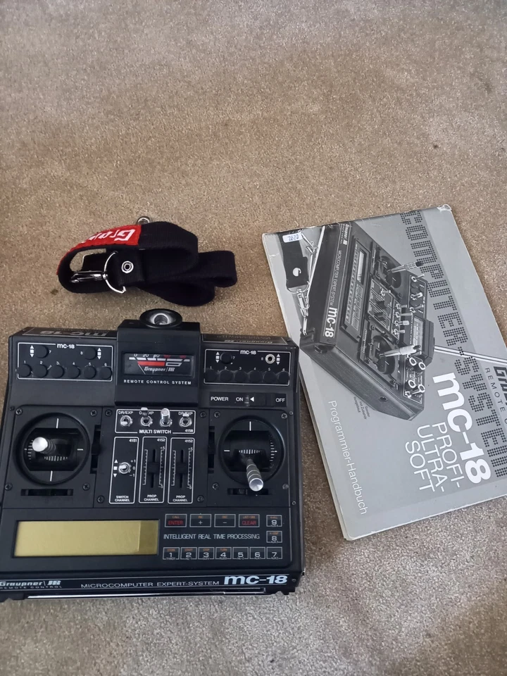 Graupner MC-18 transmitter Tx 35 Mhz FMSSS w/o receiver, with Tx module and case - Image 3 of 4