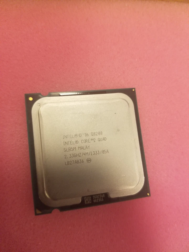 Intel Core 2 Quad Q8200 2.33 GHz Quad-Core (BX80580Q8200) Processor - Image 2 of 2