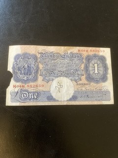 GREAT BRITAIN UK 1940 1948 ONE 1 POUND sign PEPPIATT Prefix H04H882659 (8)