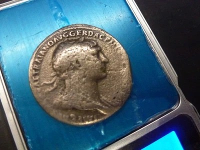 sesterce de Trajan en argent,D 30mm,P23,63g - Photo 1/4